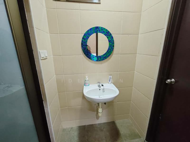 2.5-storey Terraced House for Sale in Taman Sutera Utama (Skudai) - Iden Tan - Bathroom - PropertyGuru.com.my