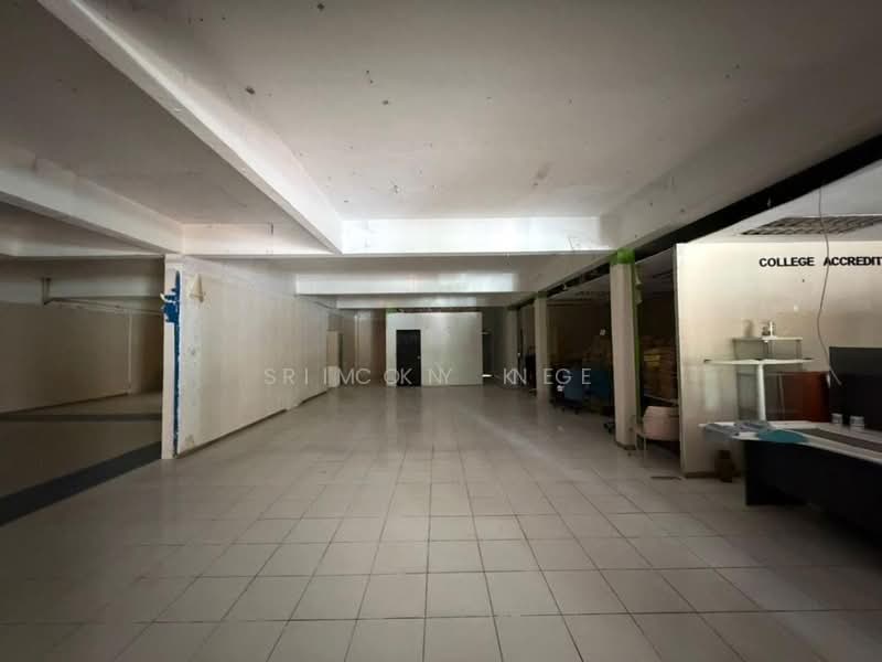 Shop lot kampung pandan, maluri untuk Untuk Disewa - RM 12,000 /bulan, Mac 2026 - Interior - PropertyGuru.com.my