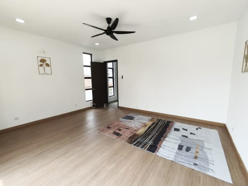 Bungalow for Sale in Taman Yarl (Jalan Klang Lama (Old Klang Road)) - CK Yee - Bedroom - PropertyGuru.com.my