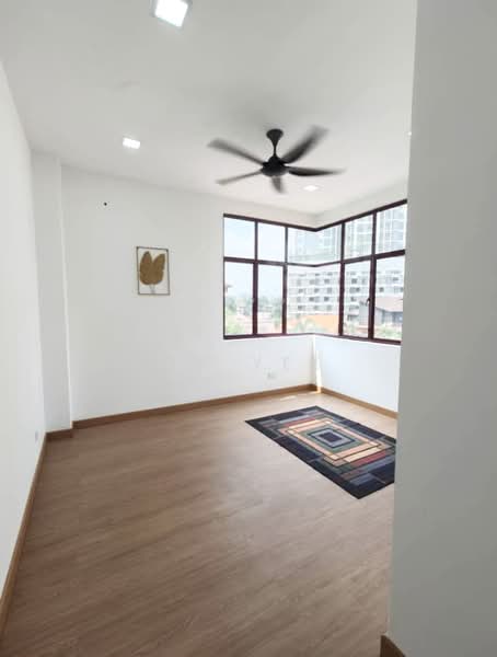 Bungalow for Sale in Taman Yarl (Jalan Klang Lama (Old Klang Road)) - CK Yee - Interior - PropertyGuru.com.my