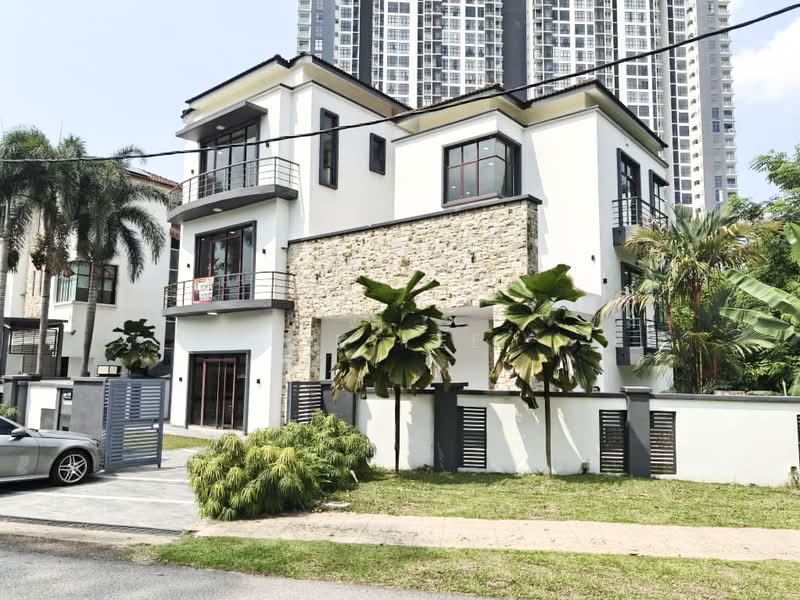 Bungalow for Sale in Taman Yarl (Jalan Klang Lama (Old Klang Road)) - CK Yee - Exterior - PropertyGuru.com.my