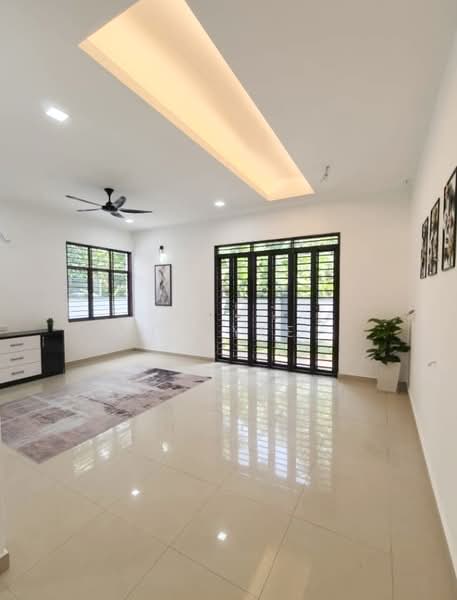 Bungalow for Sale in Taman Yarl (Jalan Klang Lama (Old Klang Road)) - CK Yee - Living Room - PropertyGuru.com.my