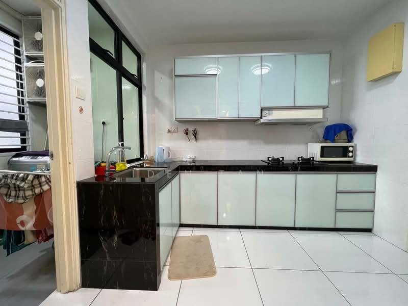 The Platino Serviced Apartment untuk Untuk Dijual - RM 750,000, Mac 2026 - Kitchen - PropertyGuru.com.my