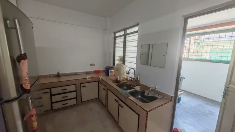 Pekan Razaki untuk Untuk Dijual - RM 240,000, Mac 2026 - Kitchen - PropertyGuru.com.my