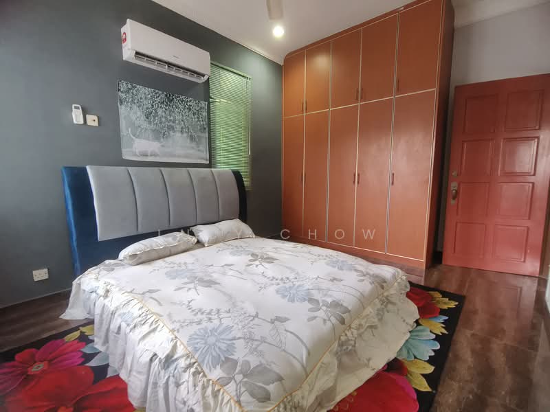 Bungalow for Rent in Bandar Country Homes (Rawang) - Lucy Chow - Bedroom - PropertyGuru.com.my