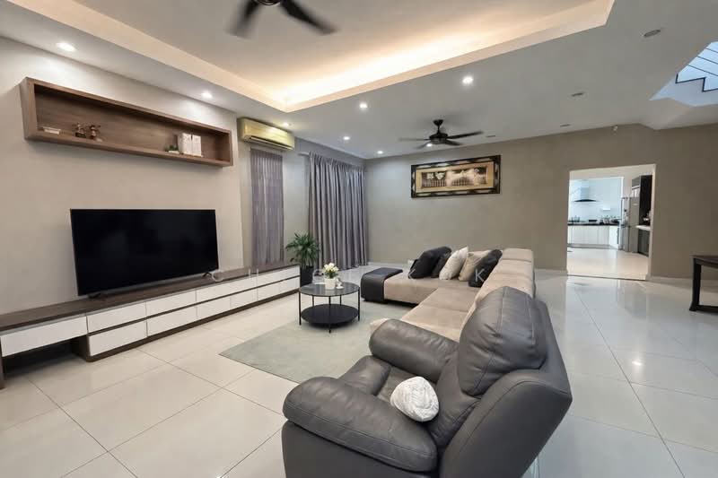 Semi-Detached House for Sale in Rawang (Selangor) - Chloe Kok - Living Room - PropertyGuru.com.my