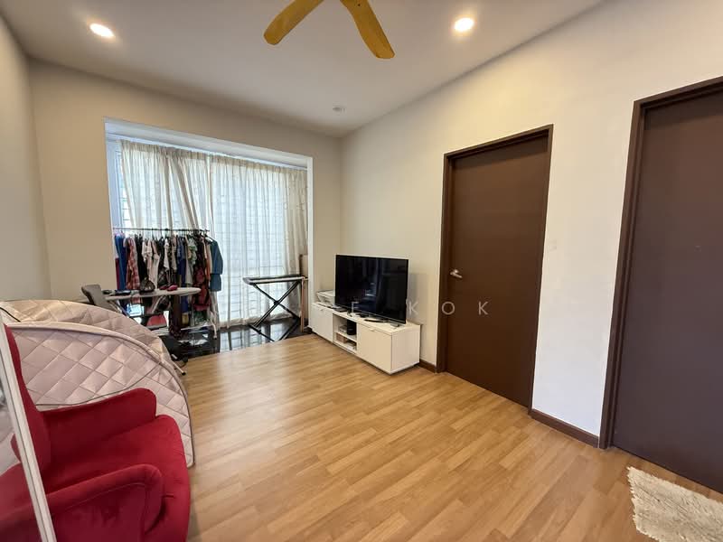 Semi-Detached House for Sale in Rawang (Selangor) - Chloe Kok - Living Room - PropertyGuru.com.my