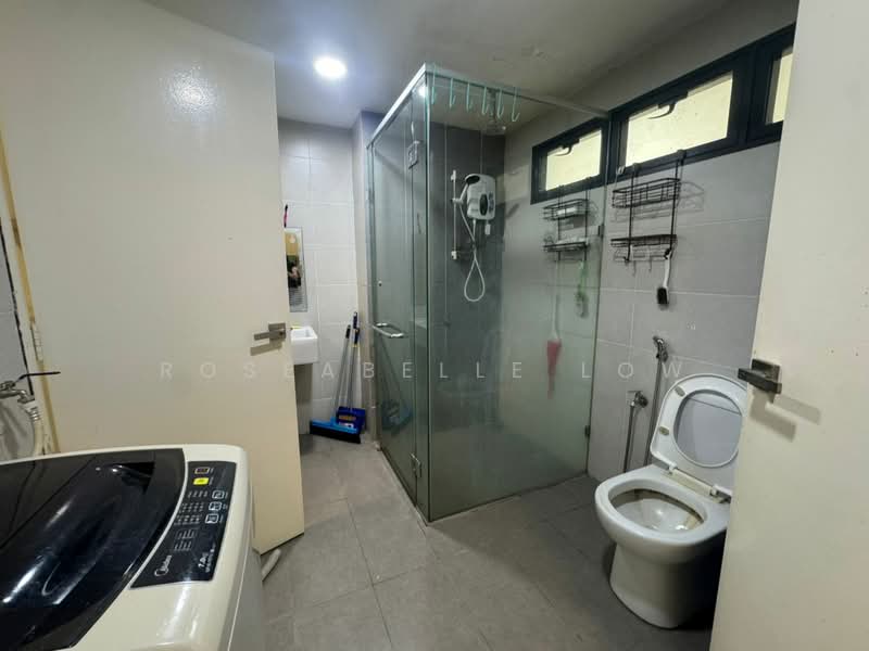 Solstice @ Pan'gaea untuk Untuk Disewa - RM 1,300 /bulan, Apr 2026 - Bathroom - PropertyGuru.com.my