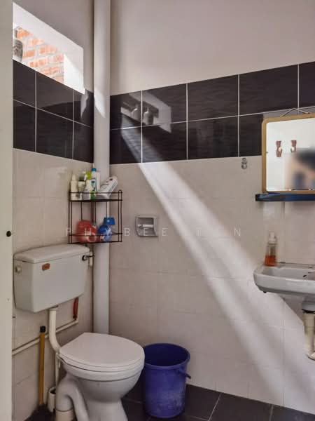 1-storey Terraced House for Sale in Bandar Baru Sri Klebang (Chemor) - Phybee Tan - Bathroom - PropertyGuru.com.my
