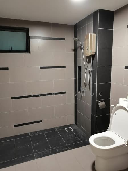 Condominium for Rent at The Z Residence - Celine Shoo - Bathroom - PropertyGuru.com.my