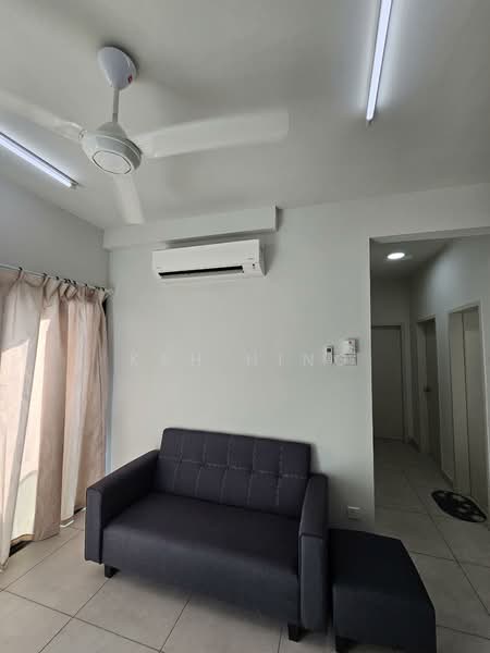 Service Residence for Sale at Majestic Maxim - Kah Hing - Living Room - PropertyGuru.com.my