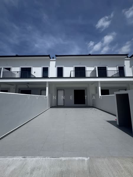 Cluster House for Rent in Iskandar Puteri (Nusajaya) (Johor) - Yvonne Tai - Exterior - PropertyGuru.com.my