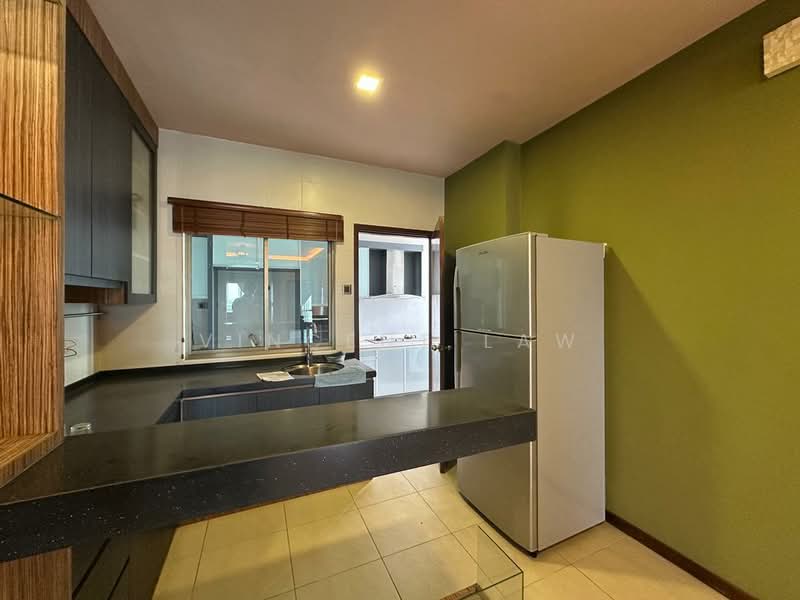 Apartment for Sale at Molek Pine 2 - Vincent Law - Kitchen - PropertyGuru.com.my