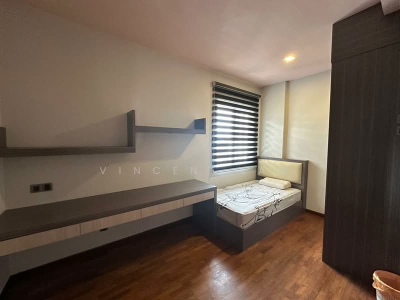 Apartment for Sale at Molek Pine 2 - Vincent Law - PropertyGuru.com.my