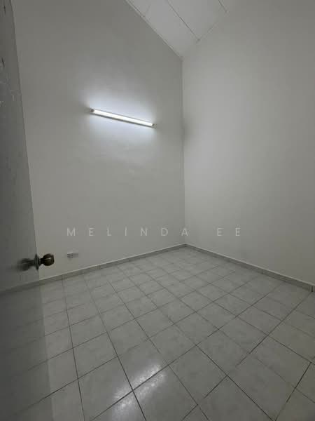 1-storey Terraced House for Sale in Bandar Putra (Kulai) - Melinda Ee - Interior - PropertyGuru.com.my