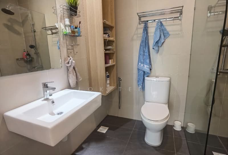 Semi-Detached House for Rent in Bandar Nusaputra (Puchong) - Lok Teh - Bathroom - PropertyGuru.com.my