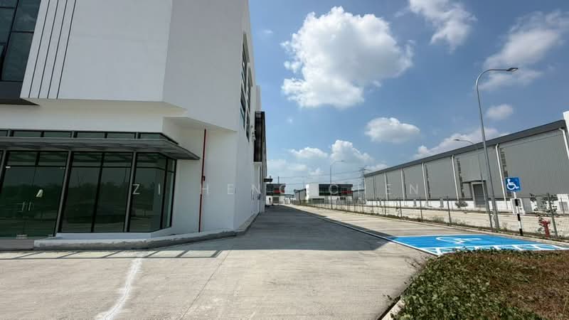 Detached Factory for Sale in Banting (Selangor) - Zi Heng Chen - Exterior - PropertyGuru.com.my