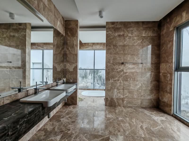 Condominium for Sale at Seringin Residences - Gavin Tham - Bathroom - PropertyGuru.com.my