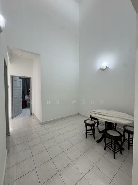 1-storey Terraced House for Sale in Taman Molek (Johor Bahru) - Lynn Wong - Interior - PropertyGuru.com.my