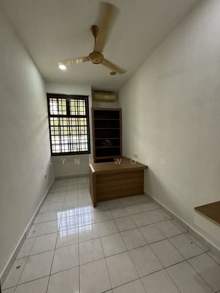 1-storey Terraced House for Sale in Taman Molek (Johor Bahru) - Lynn Wong - Study - PropertyGuru.com.my