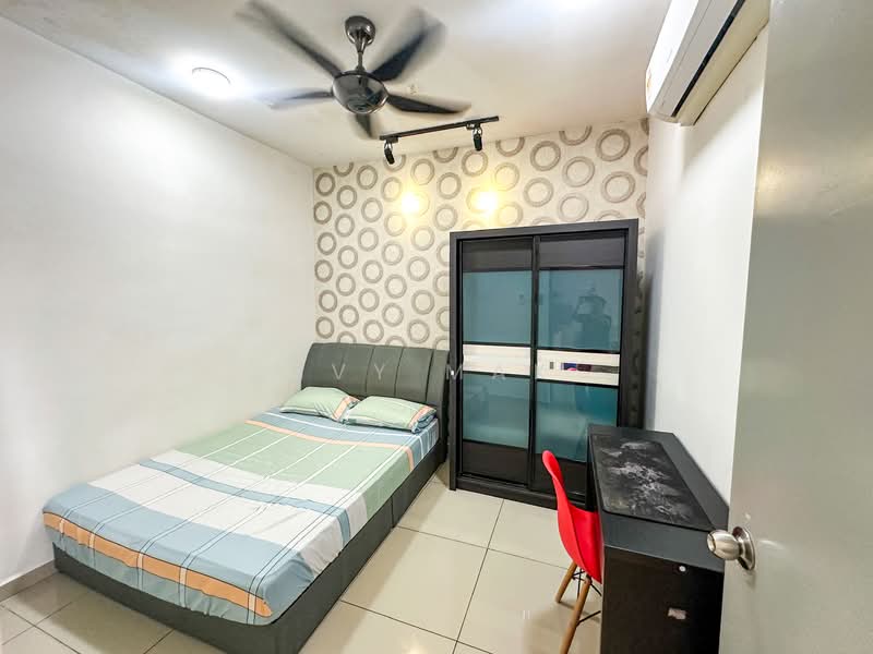 Condominium for Rent at The Edge Residence - Ivy Mak - Bedroom - PropertyGuru.com.my