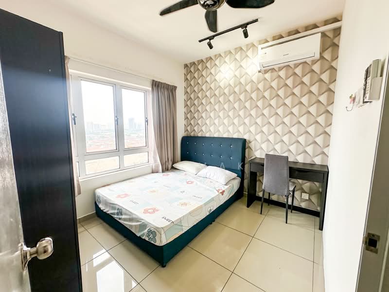 Condominium for Rent at The Edge Residence - Ivy Mak - Bedroom - PropertyGuru.com.my
