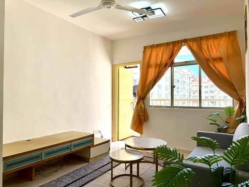 Apartment for Sale at Villa Krystal @ Bandar Selesa Jaya - Foo Jun Tao - Living Room - PropertyGuru.com.my