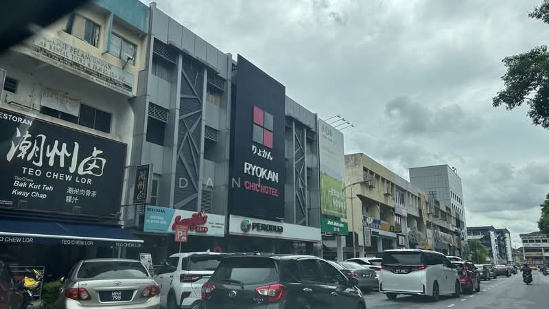 Shop for Rent in Petaling Jaya (Selangor) - Dani Lim - Exterior - PropertyGuru.com.my