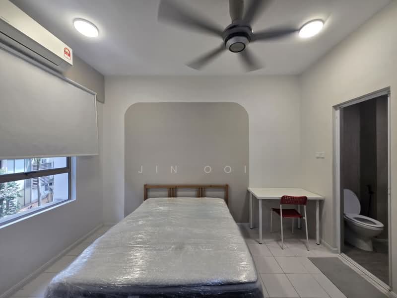 Service Residence for Rent at Ritze Perdana 1 - Jin Ooi - Bedroom - PropertyGuru.com.my
