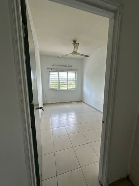 Baiduri Court Apartment untuk Untuk Disewa - RM 1,000 /bulan, Mac 2026 - Interior - PropertyGuru.com.my