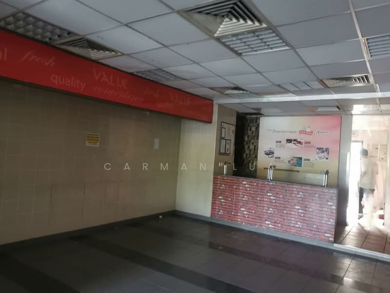 Shop / Office for Sale in Taman Cheng Baru (Cheng) - Carman Lua - Interior - PropertyGuru.com.my