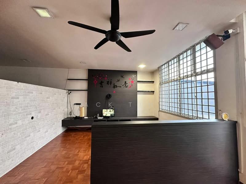 2.5-storey Terraced House for Sale in Taman Puteri Wangsa (Ulu Tiram) - Jack Ting - Living Room - PropertyGuru.com.my