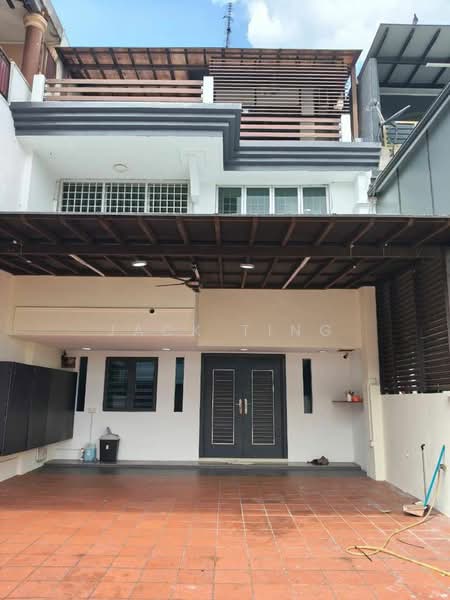 2.5-storey Terraced House for Sale in Taman Puteri Wangsa (Ulu Tiram) - Jack Ting - Exterior - PropertyGuru.com.my