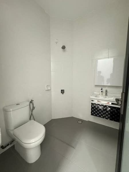 2-storey Terraced House for Sale in Johor Bahru (Johor) - Jack Ting - Bathroom - PropertyGuru.com.my