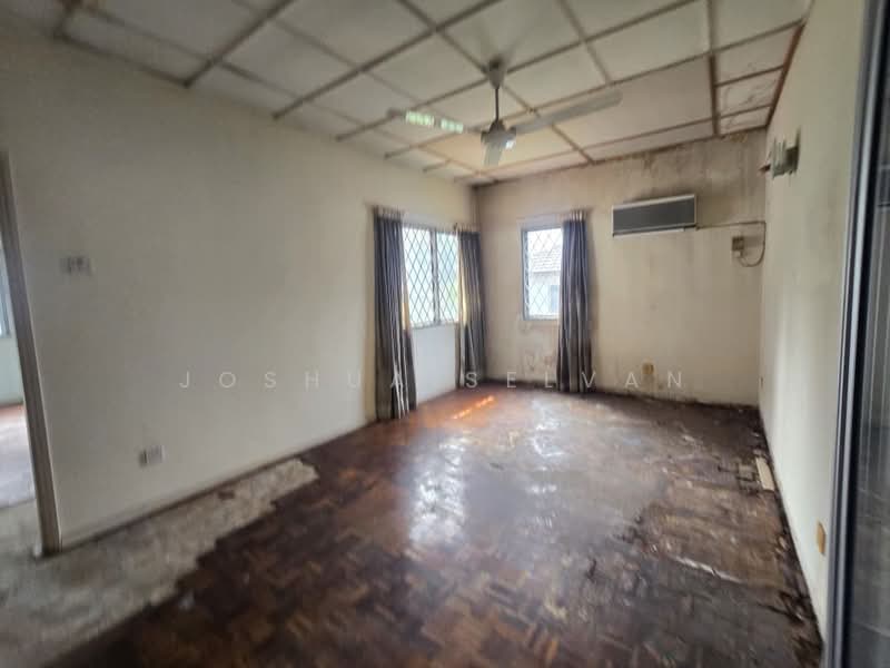 Semi-Detached House for Sale in Bukit Damansara (Damansara Heights) - Joshua Selvan - Living Room - PropertyGuru.com.my
