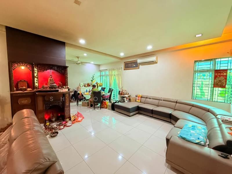 Semi-Detached House for Sale in Taman Nusa Bestari (Iskandar Puteri (Nusajaya)) - Sharon Chong - Living Room - PropertyGuru.com.my