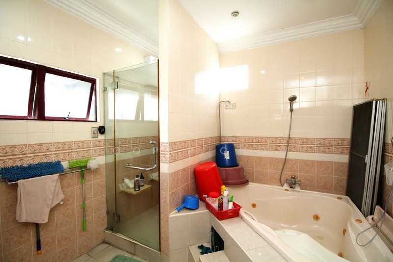 Bungalow for Sale in SS1 (Petaling Jaya) - Cooper Chow - Bathroom - PropertyGuru.com.my