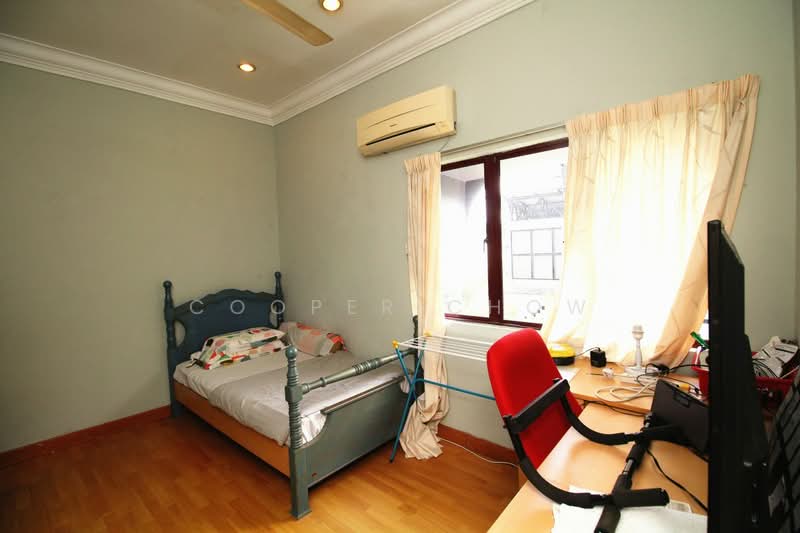 Bungalow for Sale in SS1 (Petaling Jaya) - Cooper Chow - Bedroom - PropertyGuru.com.my