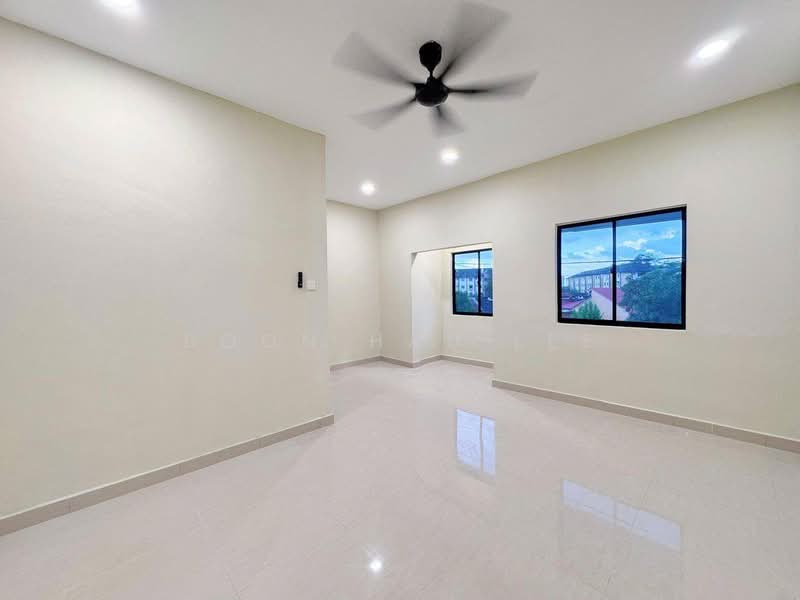 Taman Skudai Baru untuk Untuk Dijual - RM 708,000, Apr 2026 - Living Room - PropertyGuru.com.my