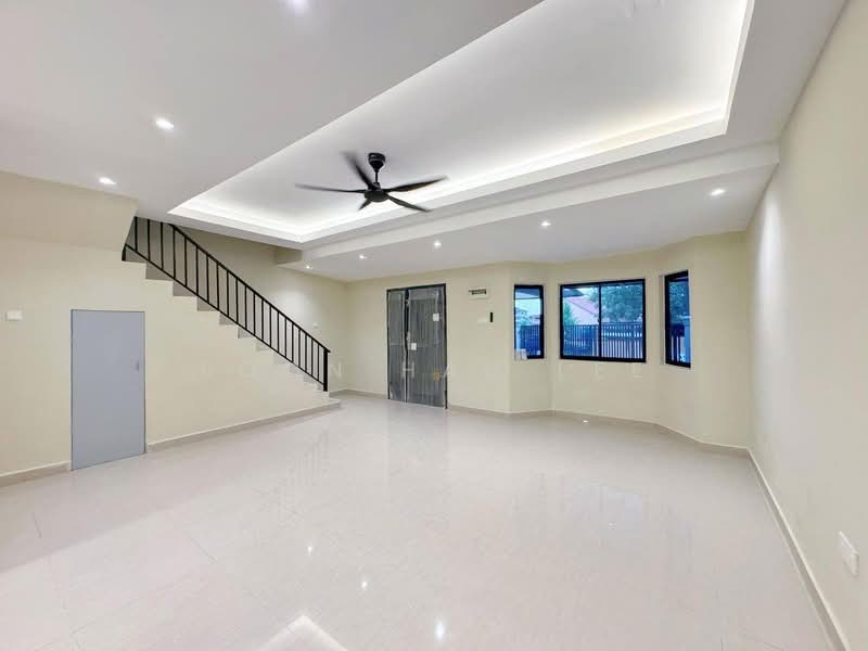 Taman Skudai Baru untuk Untuk Dijual - RM 708,000, Apr 2026 - Living Room - PropertyGuru.com.my