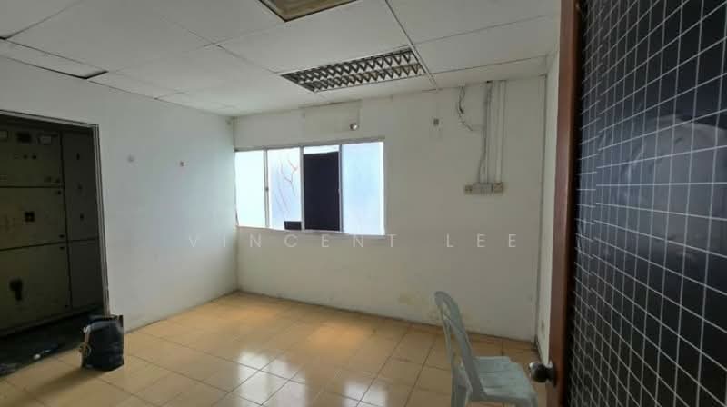 Detached Factory for Rent in Kampung Baru Subang (Sungai Buloh) - Vincent Lee - Interior - PropertyGuru.com.my