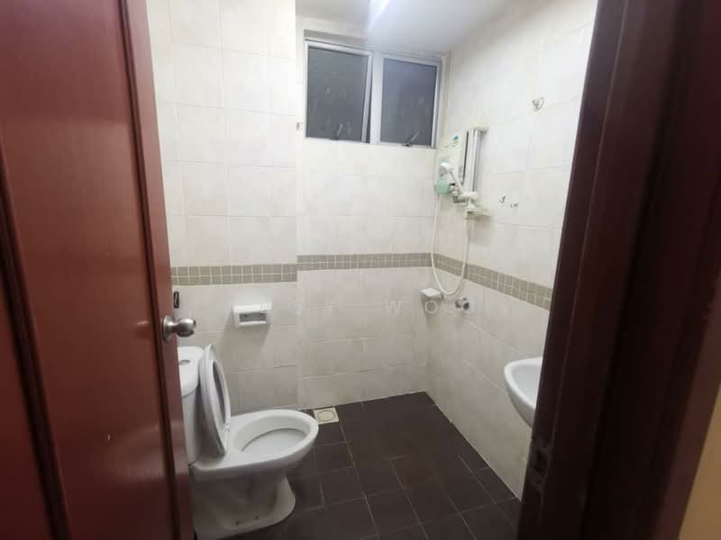 Service Residence for Rent at E-Tiara - Abby Woo - Bathroom - PropertyGuru.com.my