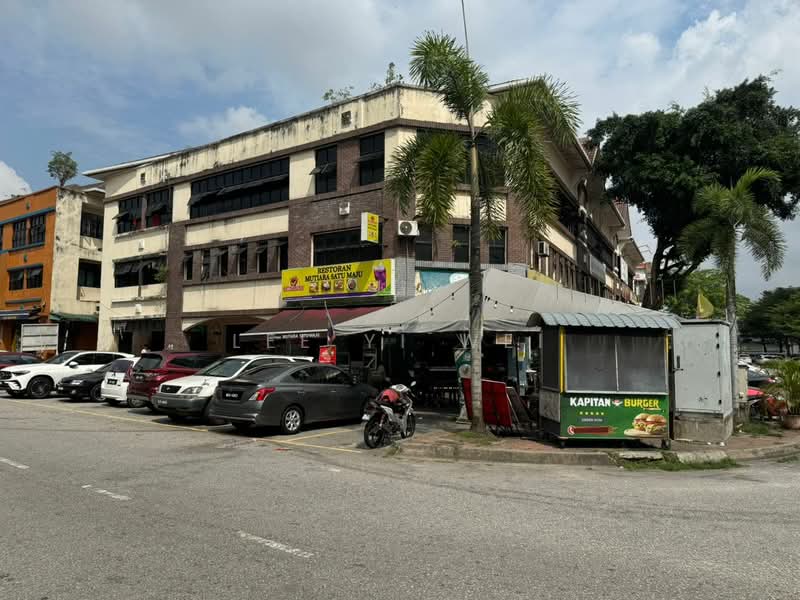 Shop for Rent in Seksyen 8 (Kota Damansara) - Lee Yi Wei - Exterior - PropertyGuru.com.my