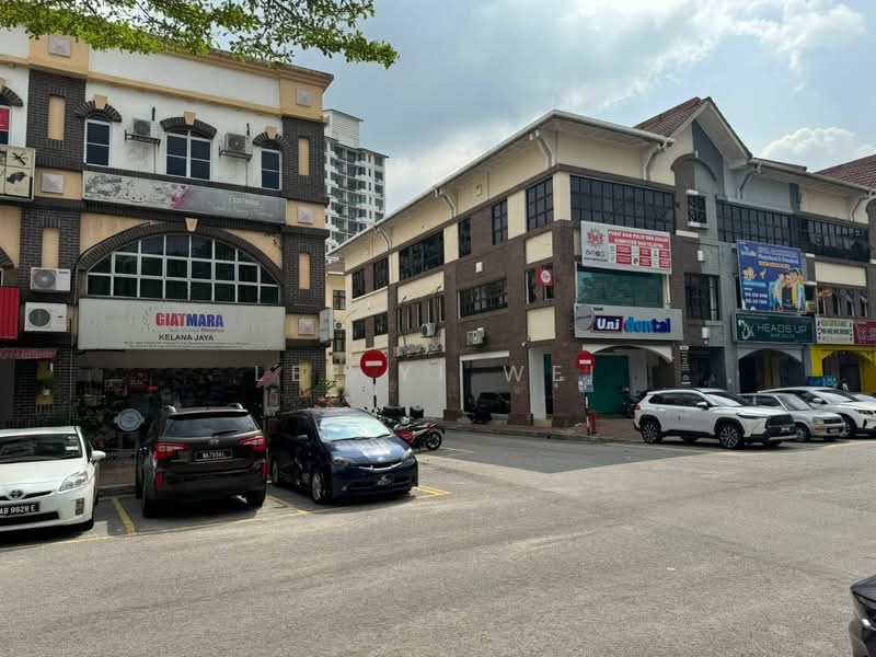 Shop for Rent in Seksyen 8 (Kota Damansara) - Lee Yi Wei - Exterior - PropertyGuru.com.my