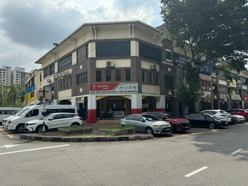 Shop for Rent in Seksyen 8 (Kota Damansara) - Lee Yi Wei - Exterior - PropertyGuru.com.my