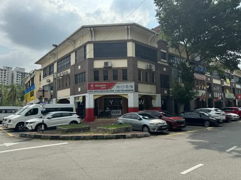 Shop for Rent in Seksyen 8 (Kota Damansara) - Lee Yi Wei - Exterior - PropertyGuru.com.my