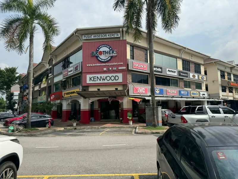 Shop for Rent in Seksyen 8 (Kota Damansara) - Lee Yi Wei - Exterior - PropertyGuru.com.my