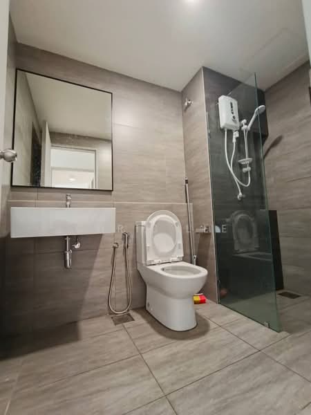Service Residence for Rent at Maya Bay Residences @ Gamuda Cove - Chris Lee - Bathroom - PropertyGuru.com.my