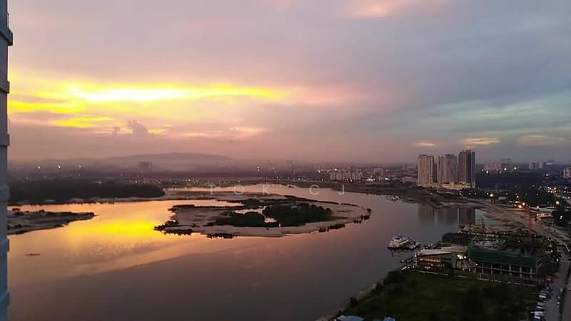 Kondominium untuk Dijual di Royal Strand @ Country Garden Danga Bay - Tok CJ - View - PropertyGuru.com.my