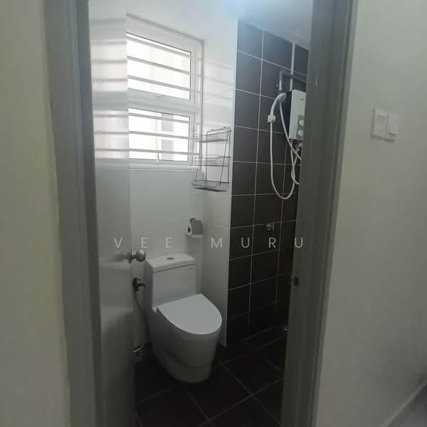 2-storey Terraced House for Rent in Kota Bayuemas (Klang) - Vee Muru - Bathroom - PropertyGuru.com.my